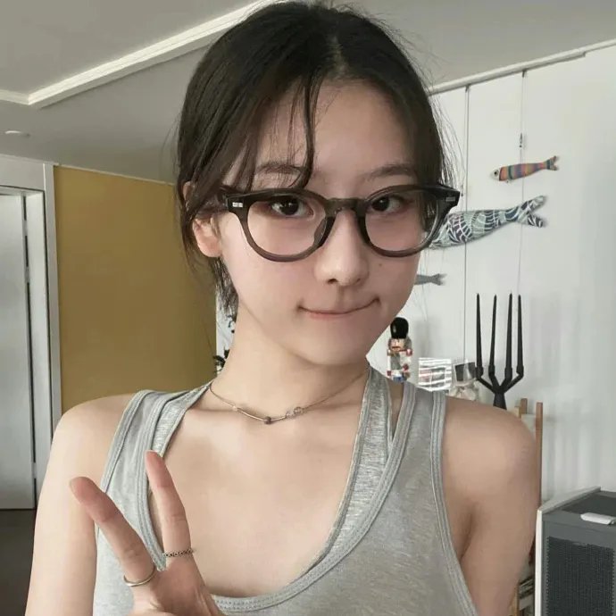 沉默一瞬